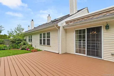 31 Joyces Way, Bay Shore, NY 11706 - Photo 20