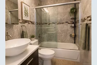 15038 Union Turnpike #8M, Flushing, NY 11367 - Photo 4