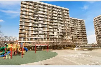 15038 Union Turnpike #8M, Flushing, NY 11367 - Photo 12