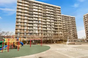 150-38 Union Tpke, Flushing, NY 11367 - Photo 12