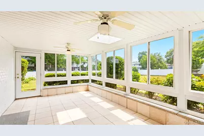 25 Whitebirch Lane, Commack, NY 11725 - Photo 12