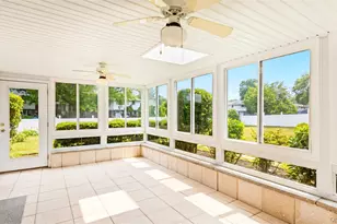 25 White Birch Ln, Commack, NY 11725 - Photo 12