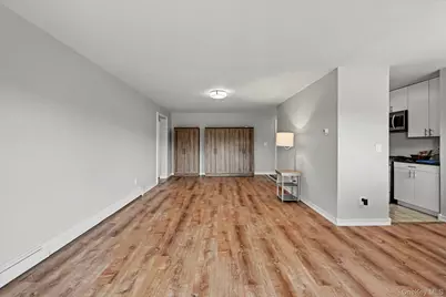 352 Central Park Avenue #D11, Scarsdale, NY 10583 - Photo 14