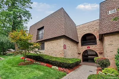 352 Central Park Avenue #D11, Scarsdale, NY 10583 - Photo 1