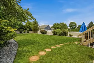 91 MacGregor Ave, Roslyn Heights, NY 11577 - Photo 30