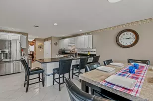 91 MacGregor Ave, Roslyn Heights, NY 11577 - Photo 16