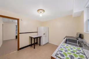 91 E Milton St, Freeport, NY 11520 - Photo 30