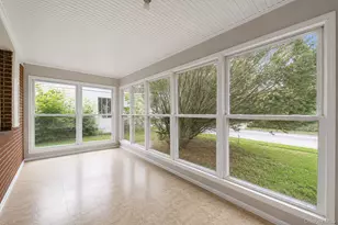 91 E Milton St, Freeport, NY 11520 - Photo 6