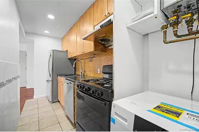 3138 137th Street #7B, Flushing, NY 11354 - Photo 8