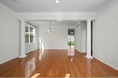 427 Vassar Place, Fishkill, NY 12524 - Photo 4