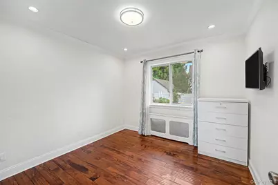 100 Memphis Avenue, Floral Park, NY 11001 - Photo 14