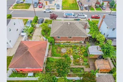 100 Memphis Avenue, Floral Park, NY 11001 - Photo 26