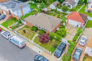 100 Memphis Ave, Floral Park, NY 11001 - Photo 2