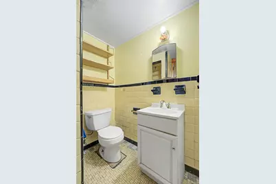 100 Memphis Avenue, Floral Park, NY 11001 - Photo 12