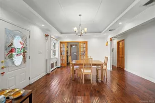 100 Memphis Ave, Floral Park, NY 11001 - Photo 8