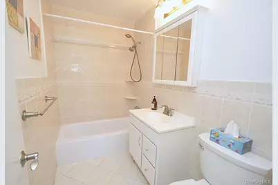 1853 Central Park Avenue #3F, Yonkers, NY 10710 - Photo 28