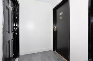 242 Kearsing Pkwy, Monsey, NY 10952 - Photo 4