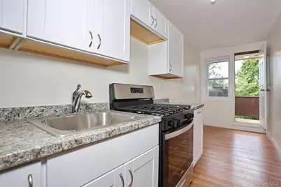 242 Kearsing Parkway #F, Monsey, NY 10952 - Photo 10