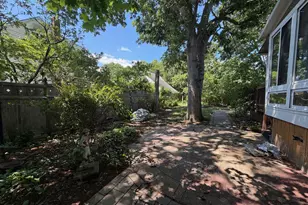 1067 N New York Dr, Massapequa, NY 11758 - Photo 24