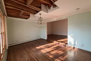 1067 N New York Dr, Massapequa, NY 11758 - Photo 12