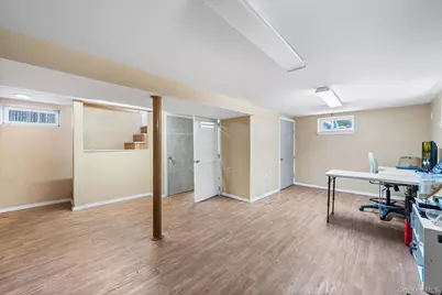 6005 168th Street, Fresh Meadows, NY 11365 - Photo 14