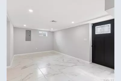 858 Prescott Street, Valley Stream, NY 11580 - Photo 20