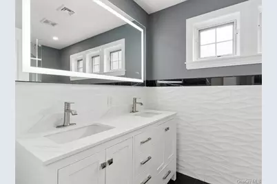 858 Prescott Street, Valley Stream, NY 11580 - Photo 16