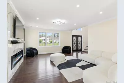858 Prescott Street, Valley Stream, NY 11580 - Photo 6