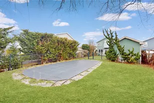 145 Kingston Blvd, Island Park, NY 11558 - Photo 14