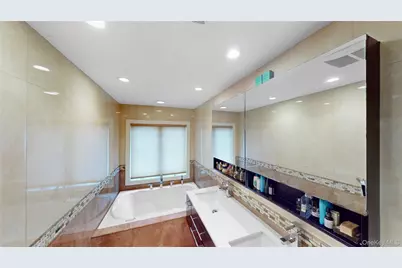 145 Kingston Boulevard, Island Park, NY 11558 - Photo 28