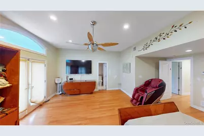145 Kingston Boulevard, Island Park, NY 11558 - Photo 20