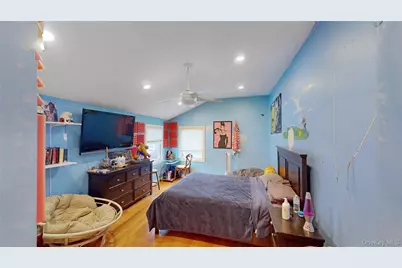 145 Kingston Boulevard, Island Park, NY 11558 - Photo 24