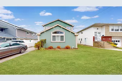 145 Kingston Boulevard, Island Park, NY 11558 - Photo 8