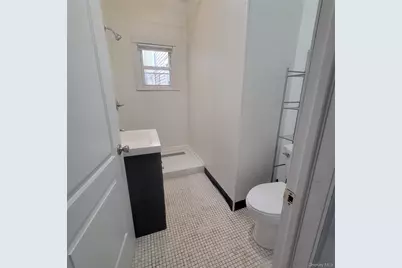 11 Washington Avenue, Suffern, NY 10901 - Photo 8