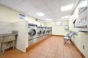 65-36 Wetherole St, Rego Park, NY 11374 - Photo 18
