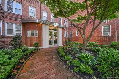 6536 Wetherole Street #608, Rego Park, NY 11374 - Photo 2