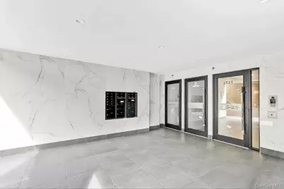 2525 31st Avenue #7A, Astoria, NY 11106 - Photo 14