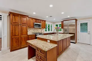 4 Durham Dr, Dix Hills, NY 11746 - Photo 12