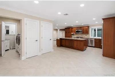 4 Durham Drive, Dix Hills, NY 11746 - Photo 8