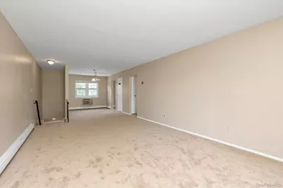 25 Springwood Drive, North Babylon, NY 11703 - Photo 8