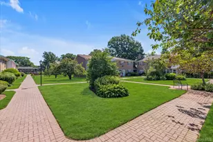 25 Springwood Dr, North Babylon, NY 11703 - Photo 18