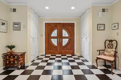 39 Woodhaven Drive, New City, NY 10956 - Photo 4