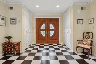39 Woodhaven Dr, New City, NY 10956 - Photo 4
