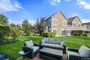 46102 Silver Birch Ln, Plainview, NY 11803 - Photo 42