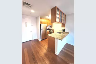 40-22 College Point Boulevard #10P, Flushing, NY 11354 - Photo 2