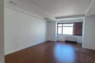 40-22 College Point Blvd, Flushing, NY 11354 - Photo 4