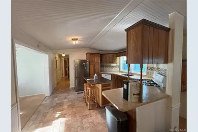 1661 Old Country Road #233, Riverhead, NY 11901 - Photo 12
