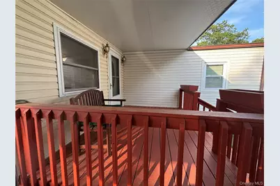 1661 Old Country Road #233, Riverhead, NY 11901 - Photo 6