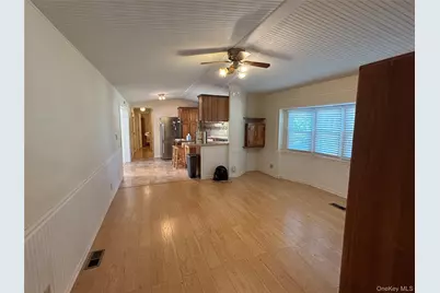 1661 Old Country Road #233, Riverhead, NY 11901 - Photo 14