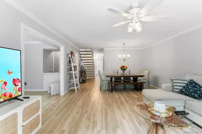 122 Corral Lane, Bay Shore, NY 11706 - Photo 6